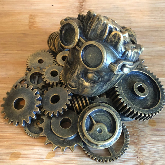 Statue inspirée de Groot version Bricolo Steampunk (Laiton)